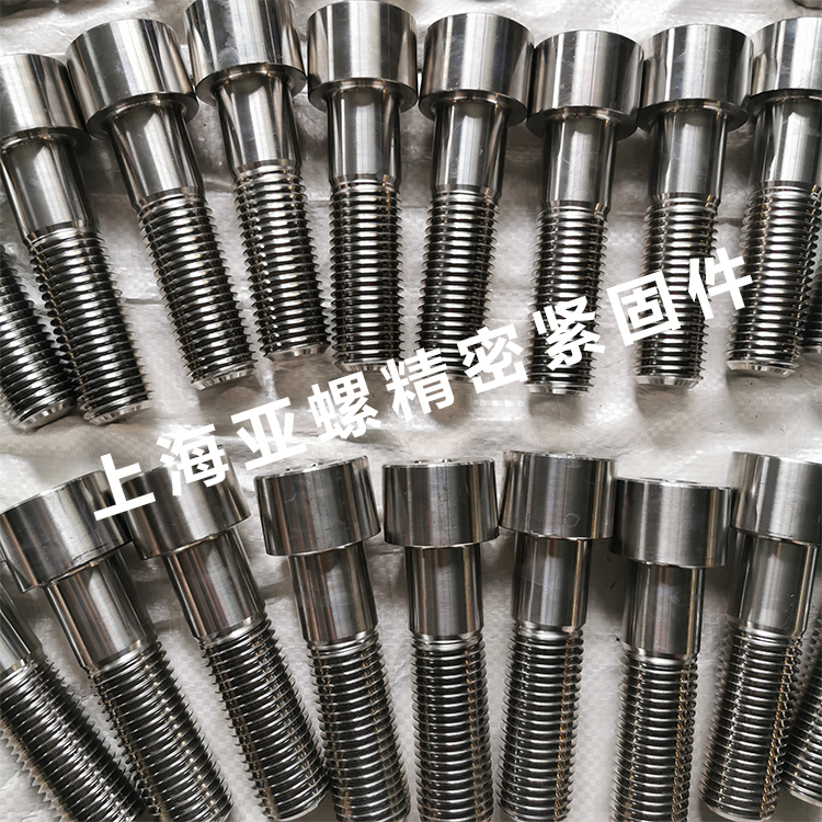 精密仪器用不锈钢螺钉的选型要点与安装精度控制